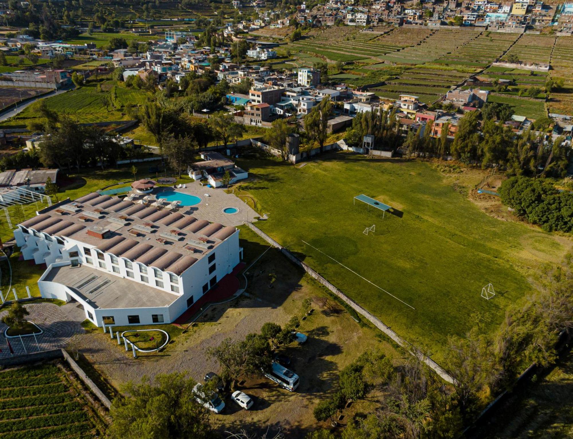 Bth Hotel Arequipa Lake Exterior photo