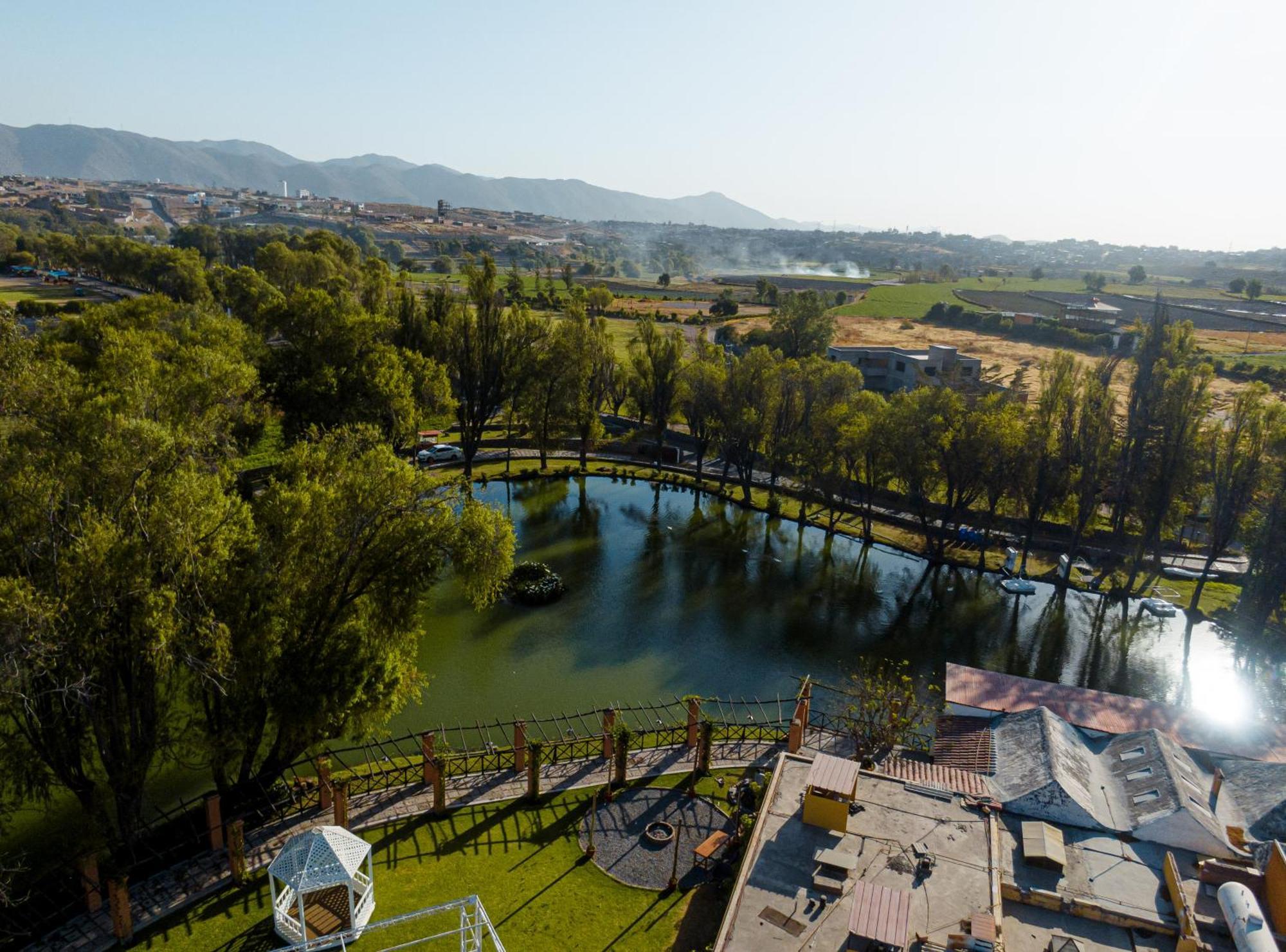 Bth Hotel Arequipa Lake Exterior photo