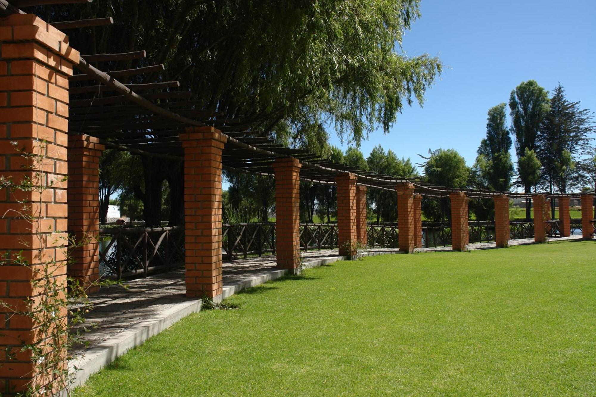 Bth Hotel Arequipa Lake Exterior photo